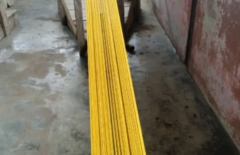 Threads stretched across a traditional loom, representing the enterprise open source software fabric